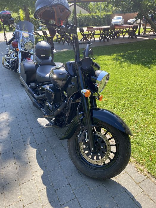 Suzuki Intruder C800