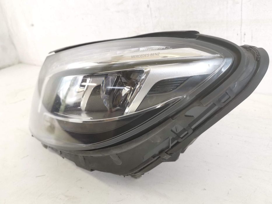 Фар Ляв Пълен Лед Интелигентна Светлинна Система Мерцедес-Бенц С-Клас