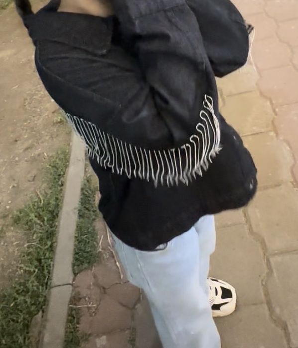 Продаю детские вещи