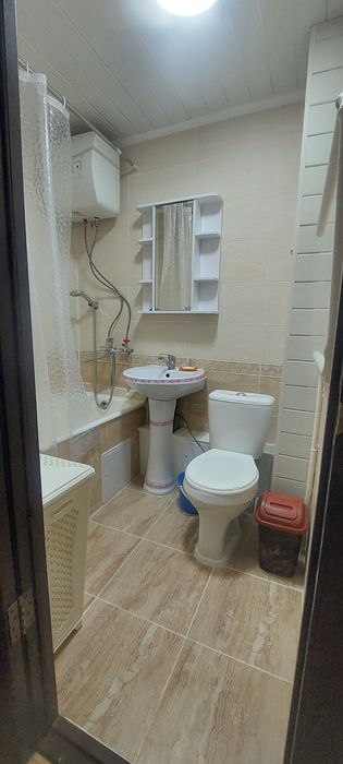 Продам  2-х комнатную квартиру .