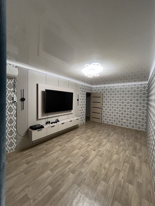 Продается 3 х  комнатная квартира