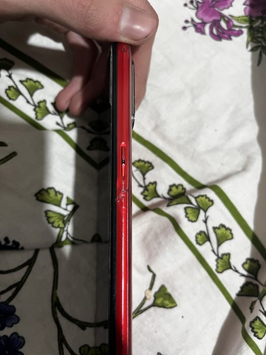 продаю телефон realme c3