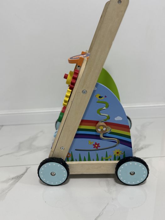 Antemergator din lemn