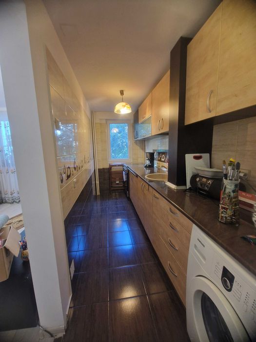Inchiriez ap. 3 camere Sector 6 Bucuresti