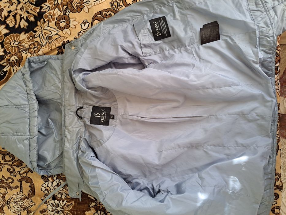 Продам женскую куртку