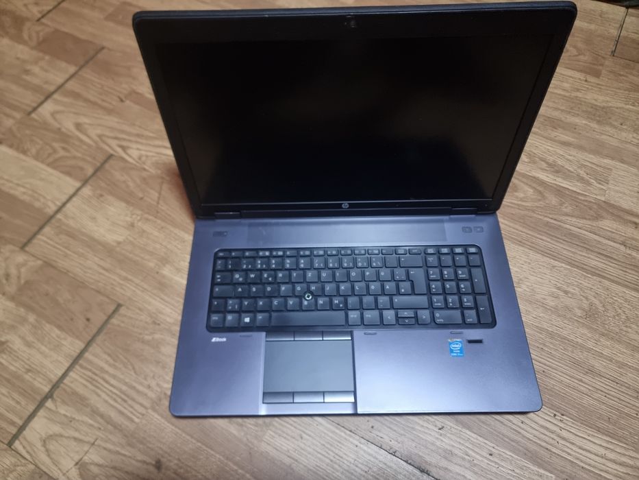 Laptop HP i7 laptop i3