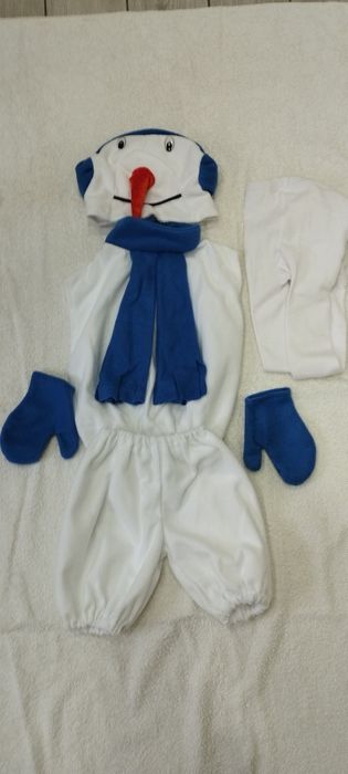 Продам костюм детский. Снеговик