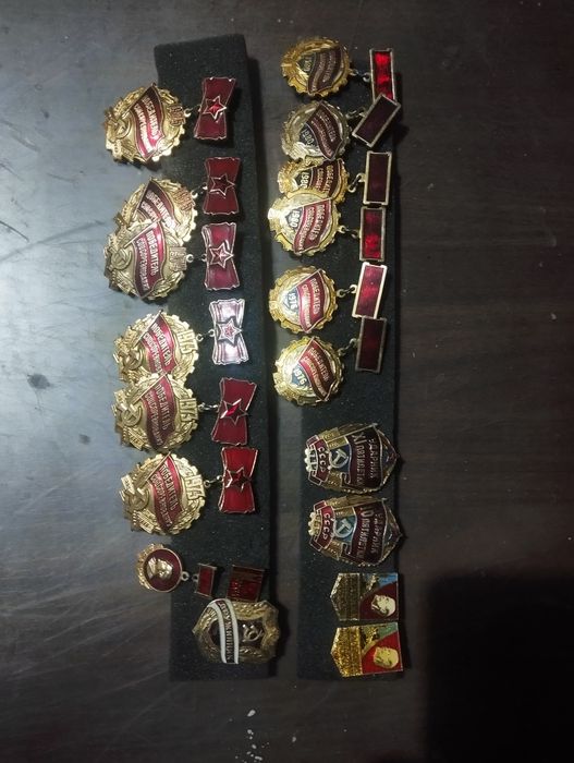 Продам значки С С С Р