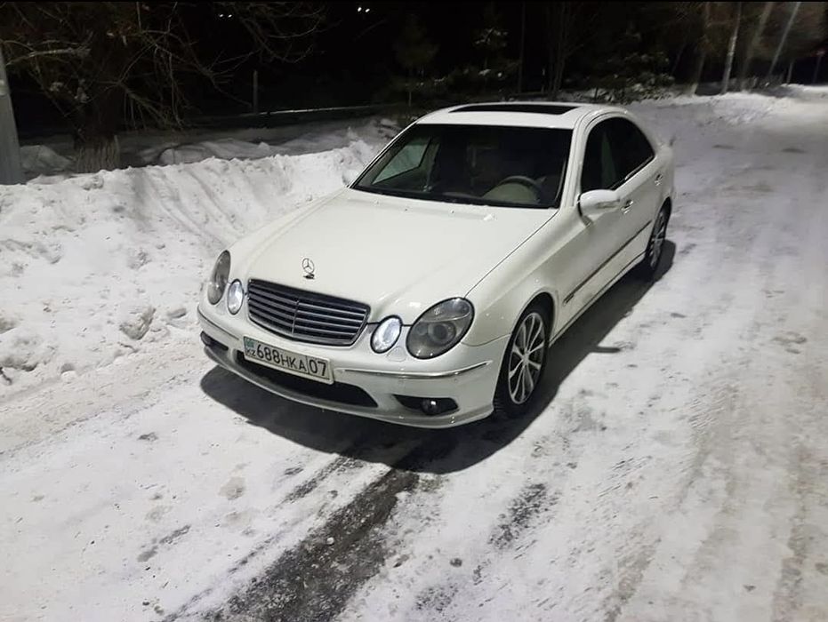 Mercedes W211 AMG 55 передний бампер дорест