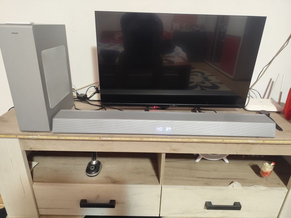 Vând sound bar Philips tab 8505