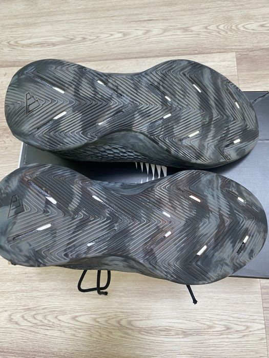 Adidasi baschet AE1