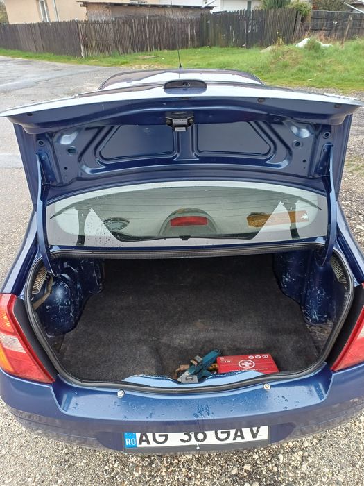 Clio benzina acte la zi fiscal Ac servo geamuri radio perfect funcțional