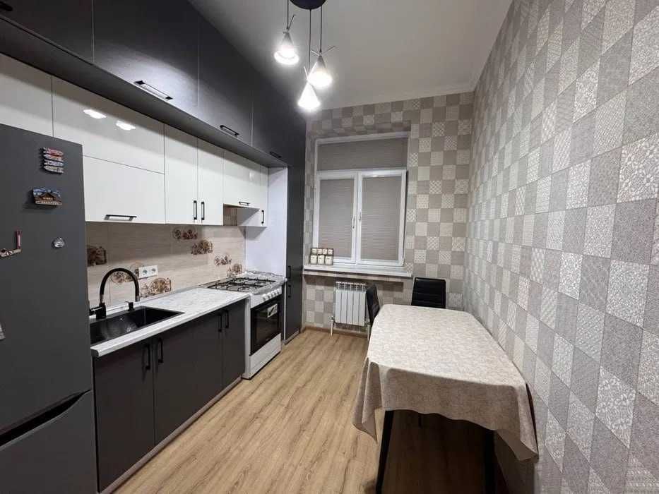 Сдаётся квартира на юнусабаде, 4-квартал, ор-р: ресторан "Шохсарой"