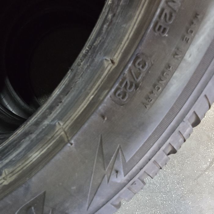 2x 235/45/19 M+S BRIDGESTONE 2023 Stare excelentă