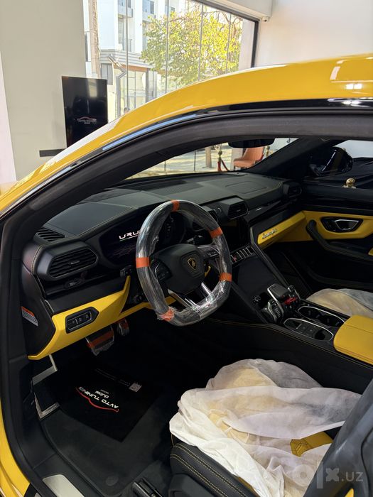 Lamborghini urus