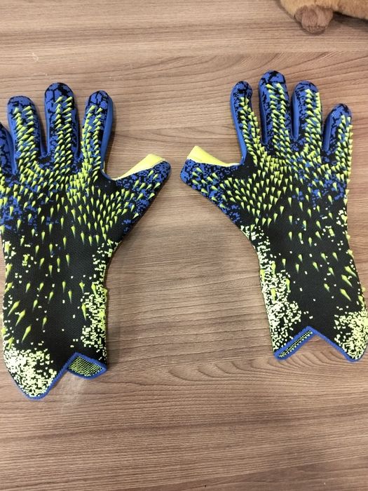 Перчатки придатары