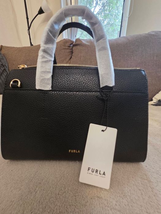 Geanta Furla, noua, medie