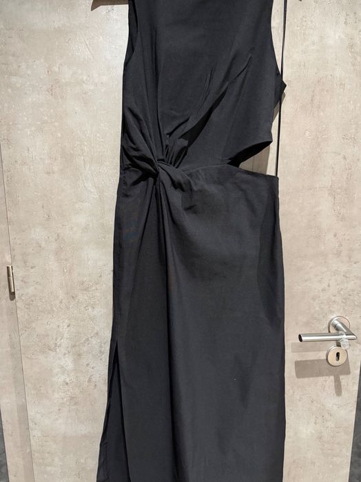 Рокля Zara, р-р М, обличана веднъж. Изпращам с преглед