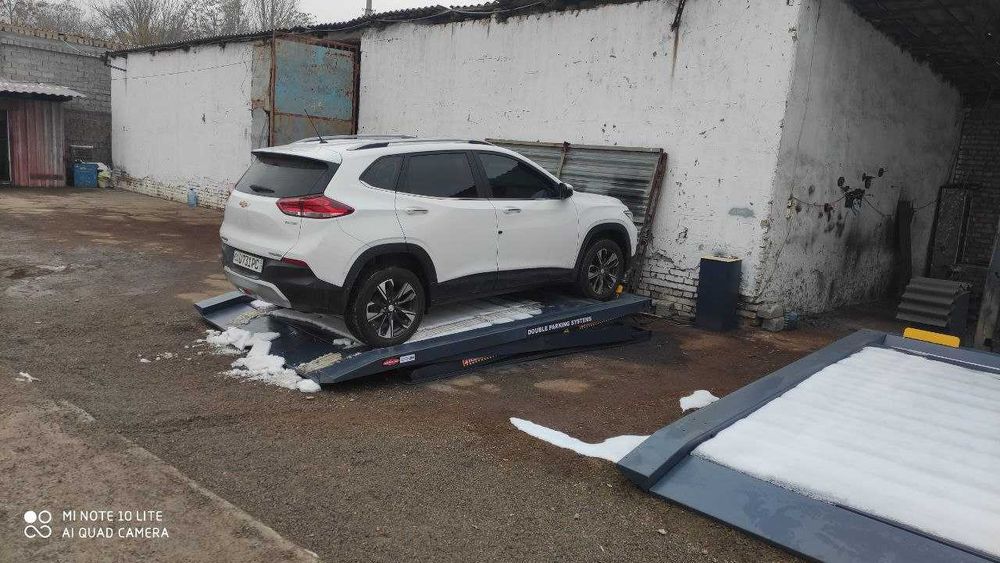 Подъемно-парковочный оборудования, навес, гараж для автомобилей