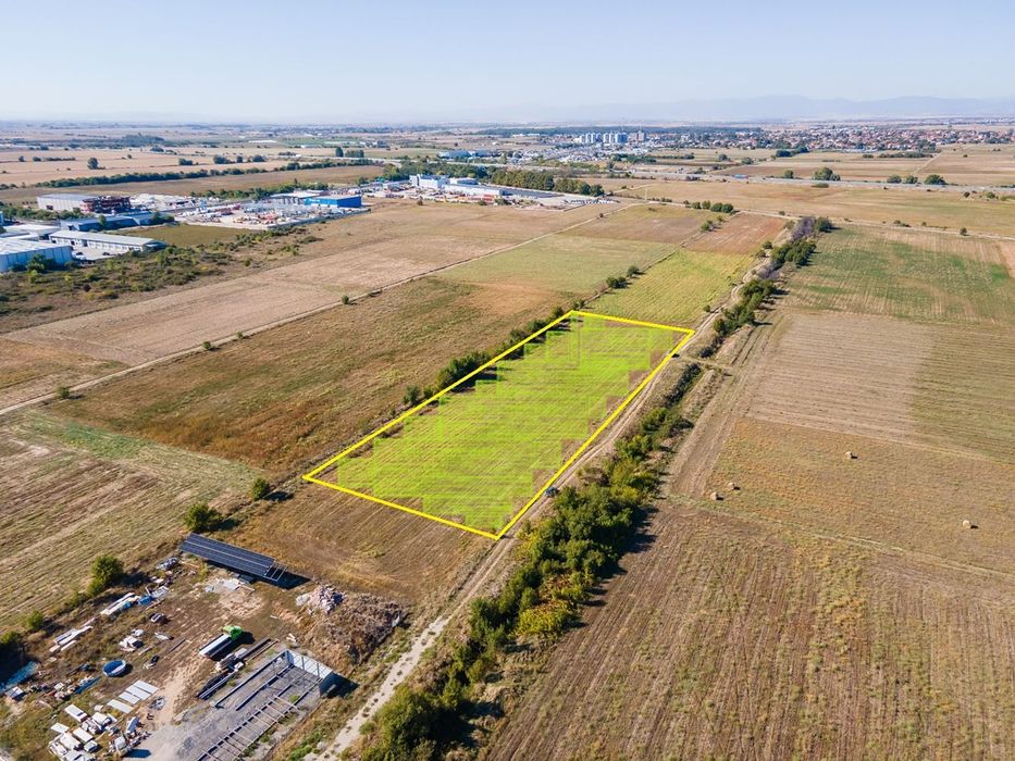 Продава се Парцел в Пловдив, Индустриална зона - Север - 8573 кв.м за 14 €/кв.м - Снимка #1