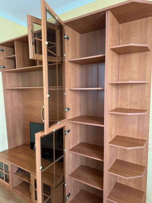 Мебель стенка комод