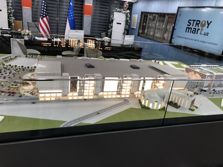 Ibn sino savdo markazi Food court qavatidan 31 kv dôkon sotiladi