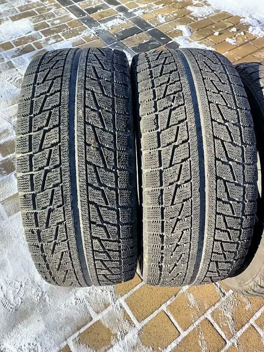 Шины 225/55 R16 - "Bridgestone Blizzak MZ-01" (Япония), липучки.