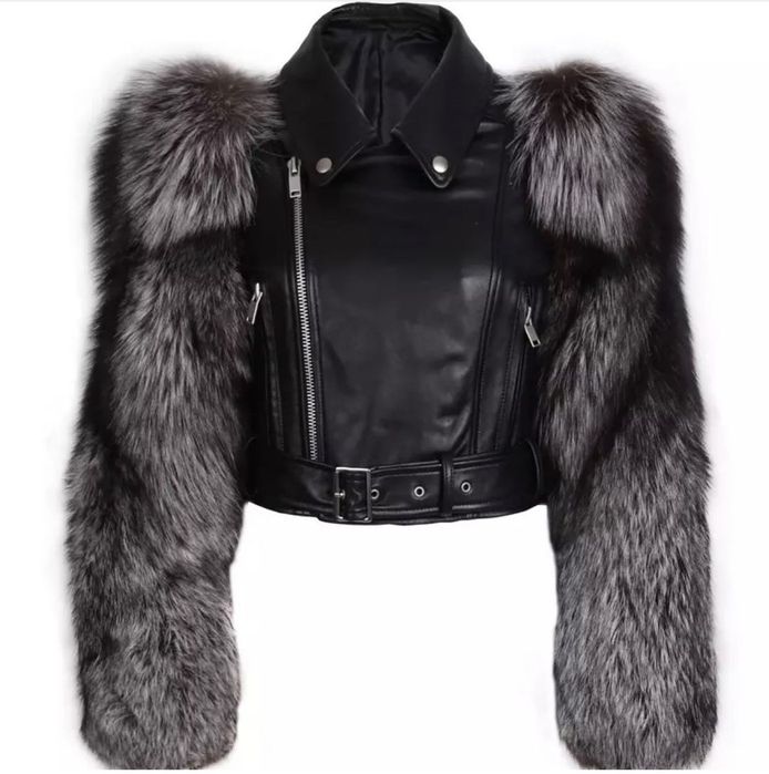 BLĂNURI NATURALE - Haina din blana naturala de vulpe