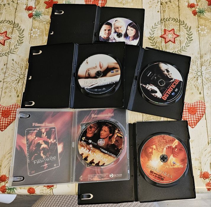 DVD-uri cu filme artistice