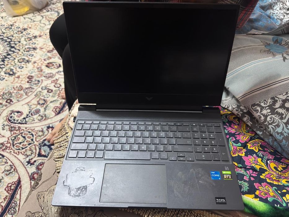 Продам ноутбук hp victus