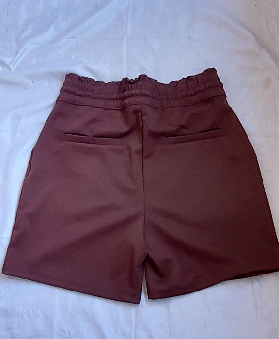 Îmbrăcăminte dama