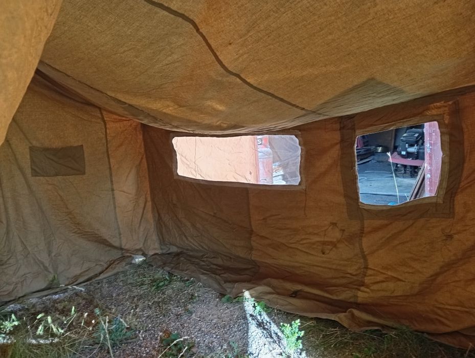 Палатка СССР туристическая.