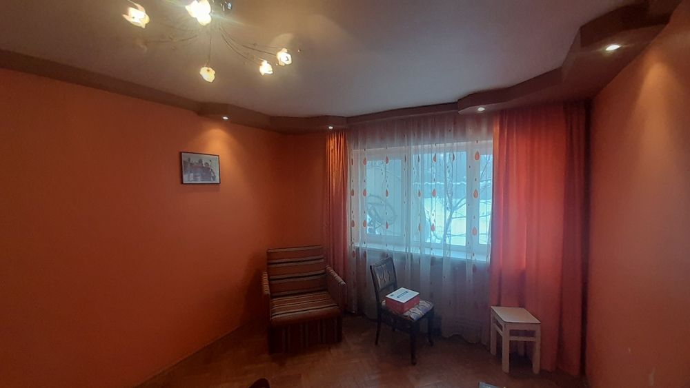 Vând apartament 2 camere