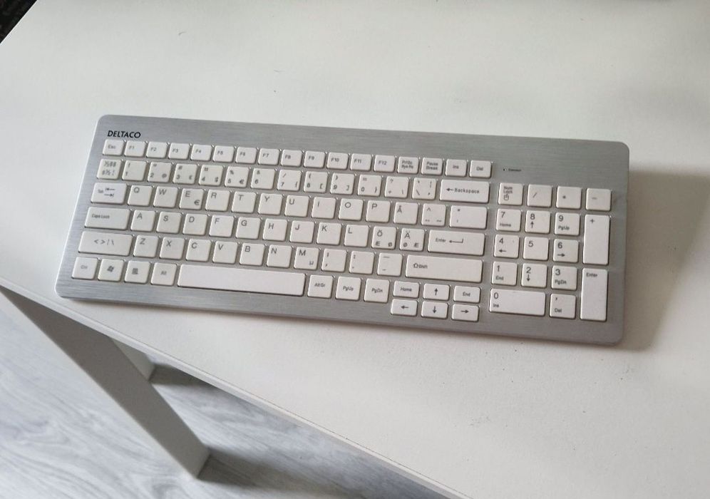 Tastatura Bluetooth perfect funcționala