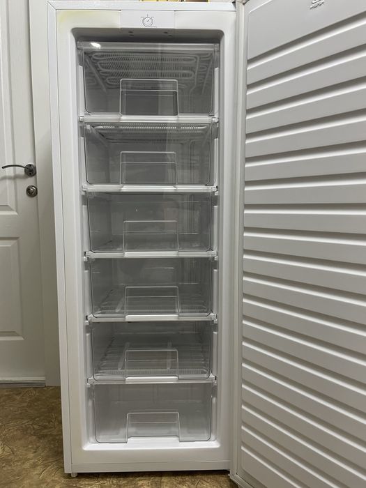 Продам Морозильник в отличном состоянии