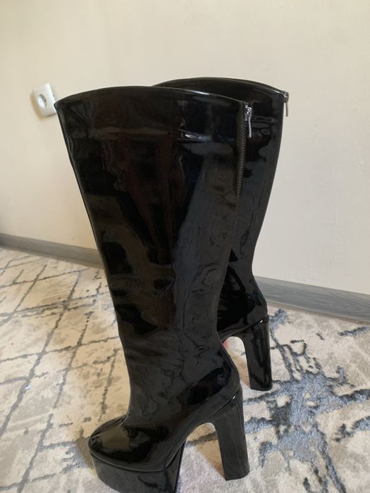 Ayollar etigi kiyilmagan yangi turkiya mahsuloti