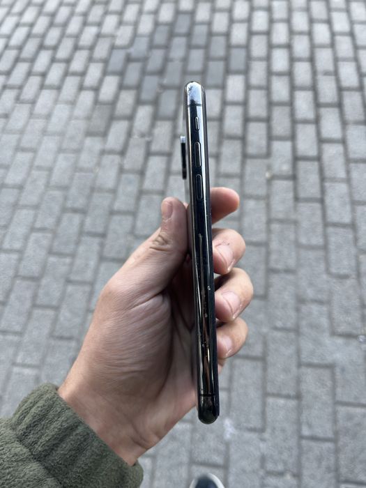 Iphone xs 64 sotiladi