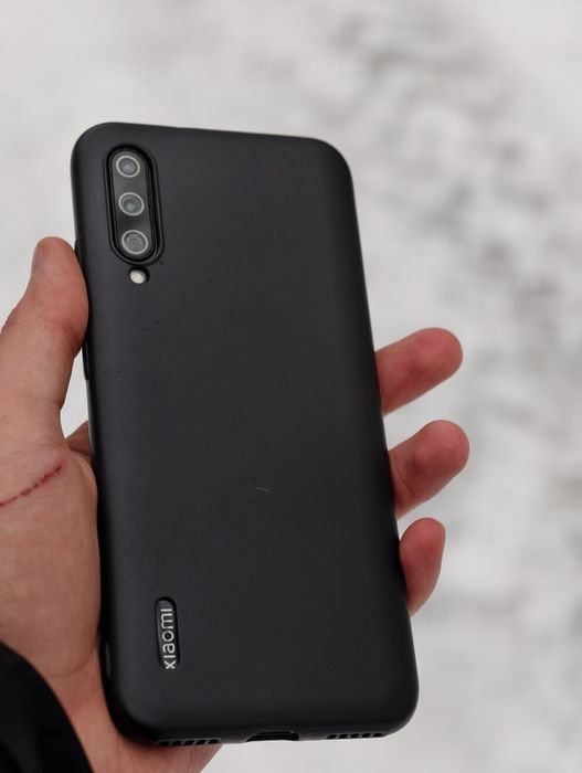 Продам Xiaomi Mi A3