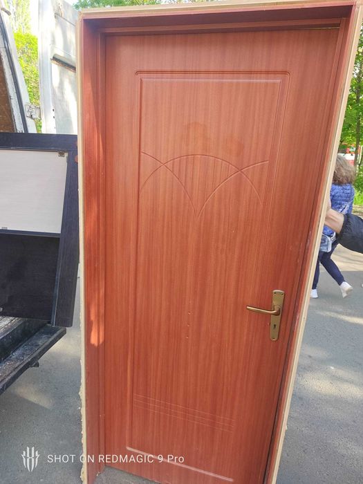 Дървени врати различни размери