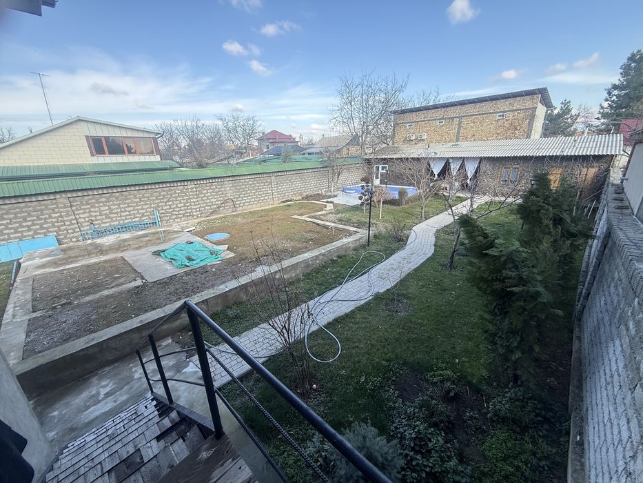 Дача Паркент Остановка Нилюфар