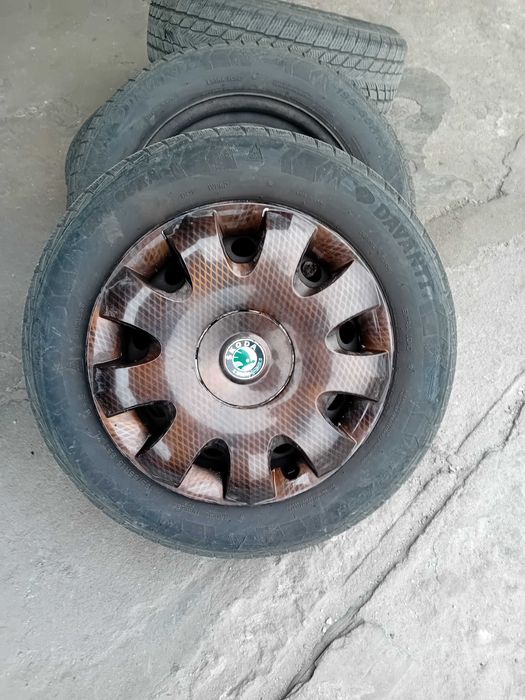 Anvelope de iarna cu jenti otel 195/65/r15
