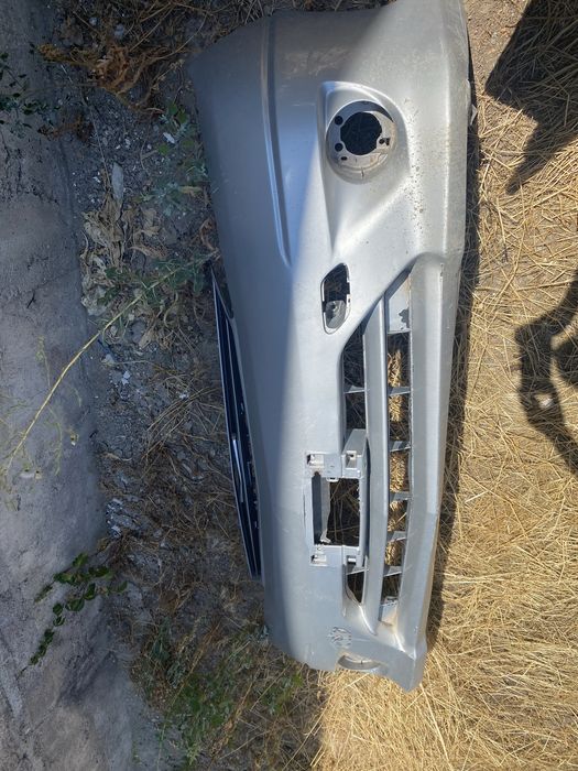 На естима бампер