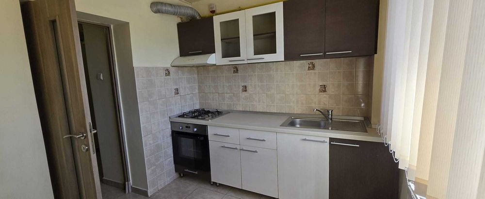 Inchiriez apartament  Rovine renovat centrala termica aer conditionat