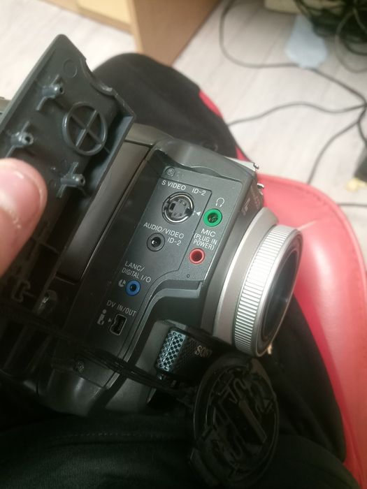 Видео камера продаю