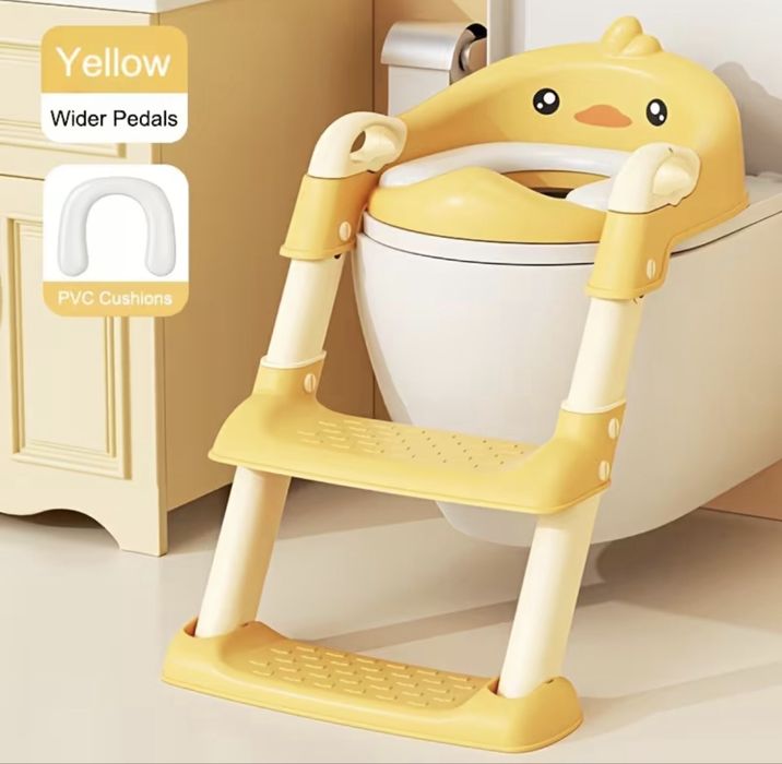 Продавам 2 бр. тоалетни столове  в стил стъпала за деца.