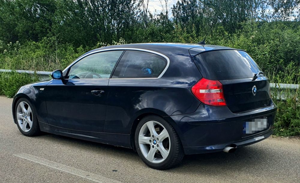 Vând sau schimb BMW 118D
