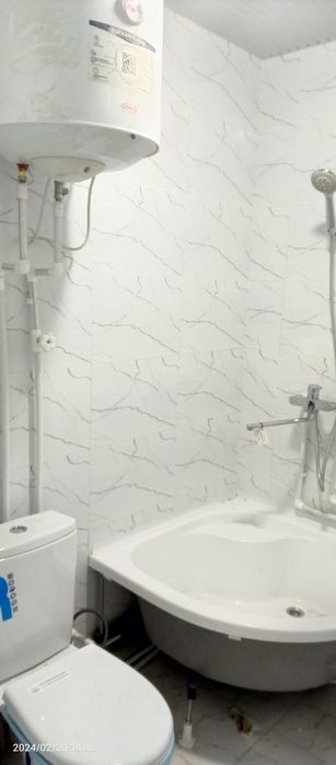 САНТЕХНИК Фаргона. уст. Аристон,унитаз,ванна,раковина.Santexnik