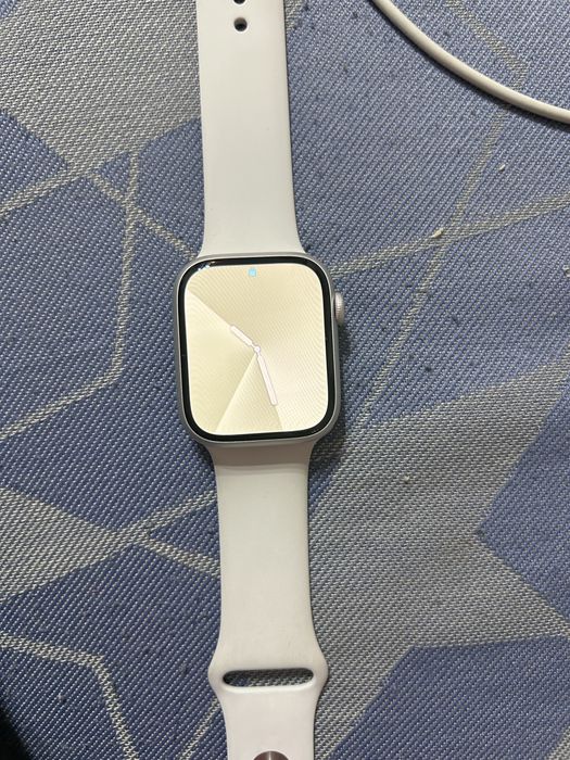 Продам  Apple watch 8 45mm
