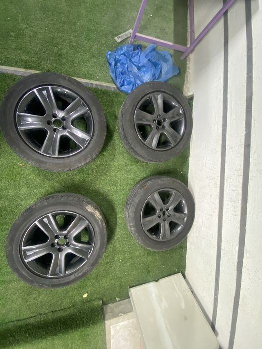 Оригинальные диски с резинами Субару. 5х100 r17