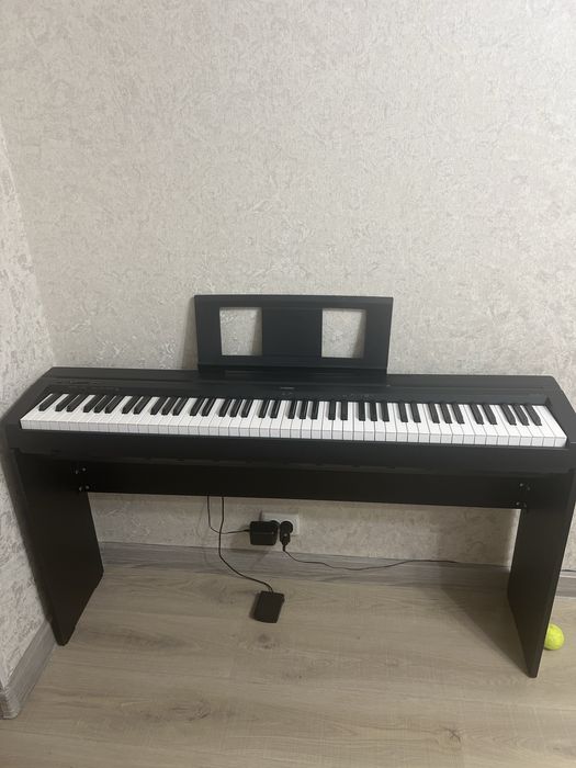 Yamaha P-45 пианино
